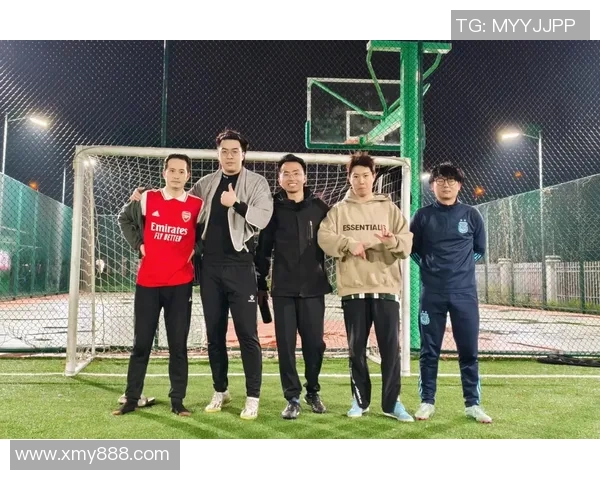 足球界新星身高大揭秘：一览众球星高矮差异